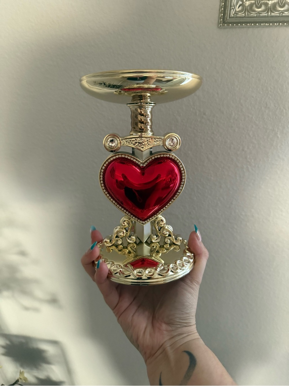 NWOT🎉🎉🎉 Disney Snow White Bath & Body Works Gold Heart candle Pedestal